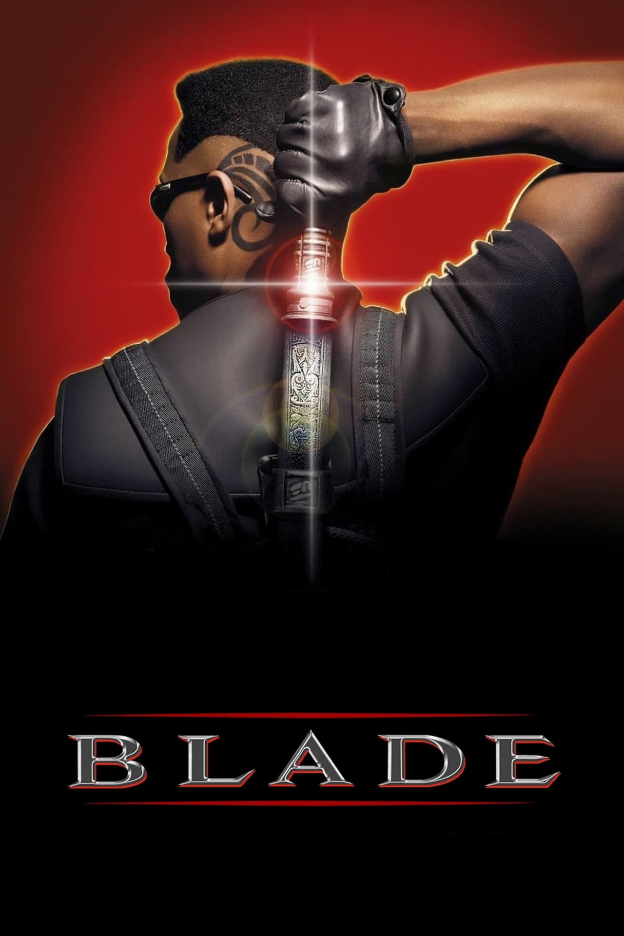 دانلود فیلم Blade با زیر نویس فارسی دانلود فیلم Blade با زیر نویس فارسی